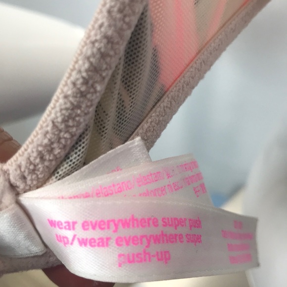 PINK Victoria’s Secret Size 32C Push-Up Bra - Picture 9 of 9